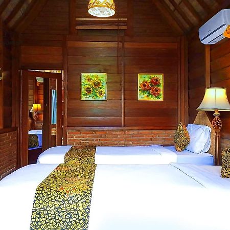 Andung Andung Villa And Resto Banyuwangi  Exterior foto